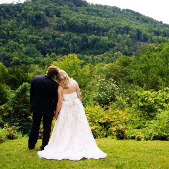 Meet your Posher, Allie - Picture 2 of 2